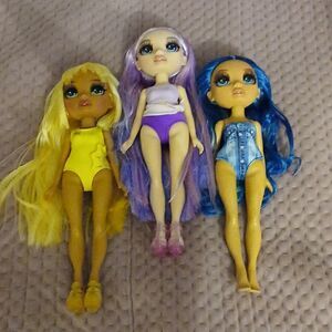 set of 3 dolls